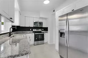 5910 Indian Hill Rd, Orlando, FL 32808 - Photo 9