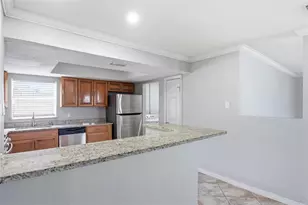 1842 Shore Acres Blvd NE, Saint Petersburg, FL 33703 - Photo 19
