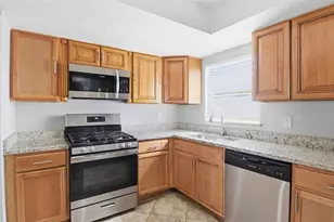 1842 Shore Acres Blvd NE, Saint Petersburg, FL 33703 - Photo 21