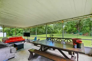 1006 Beatrice Dr, Orlando, FL 32810 - Photo 15