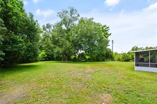 1006 Beatrice Dr, Orlando, FL 32810 - Photo 17