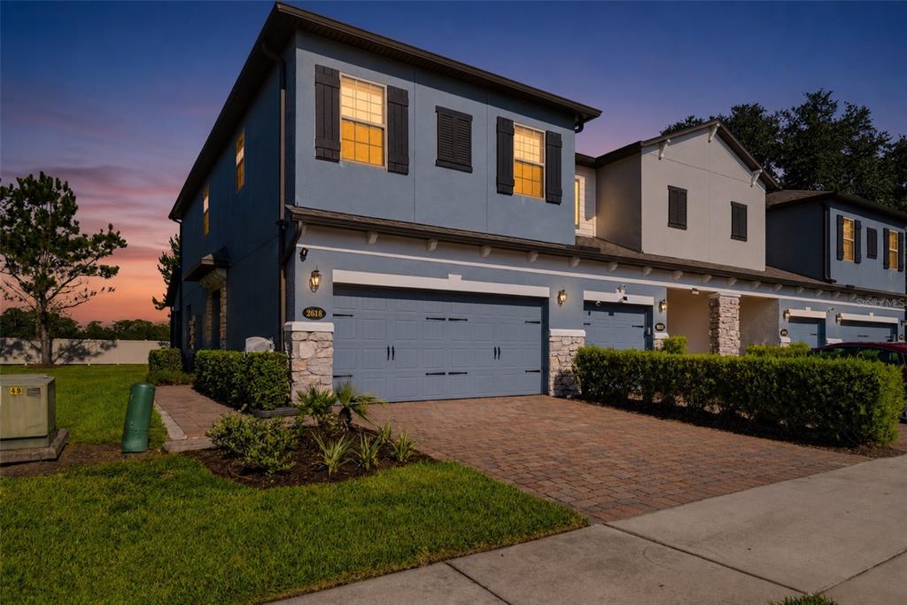 2618 White Isle Ln - 2618 White Isle Ln, Orlando, FL 32825 Luxury Property | Jose Angel Pina