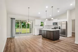353 W Eridani Ct, Citrus Springs, FL 34434 - Photo 9