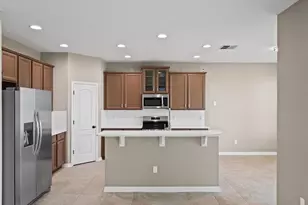 259 Blue Cypress Dr, Groveland, FL 34736 - Photo 11