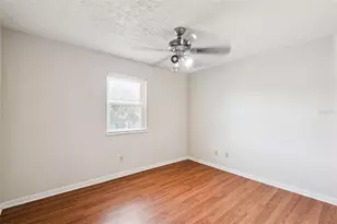 1869 Kings Point Blvd, Kissimmee, FL 34744 - Photo 19