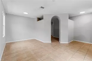 9917 Shadow Creek Dr, Orlando, FL 32832 - Photo 5