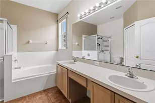 9917 Shadow Creek Dr, Orlando, FL 32832 - Photo 15