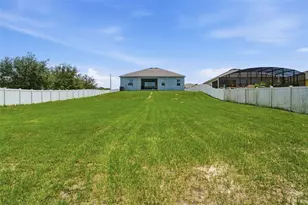 1948 Bell Creek Loop, Fruitland Park, FL 34731 - Photo 37