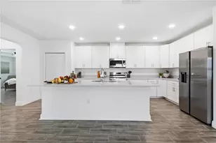 1111 Oak Bluff Dr, Davenport, FL 33837 - Photo 13