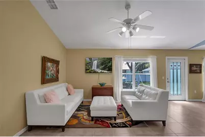 5945 White Tail Loop, Lakeland, FL 33811 - Photo 5