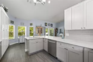 2914 St Augustine Dr, Orlando, FL 32825 - Photo 5