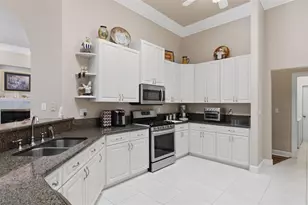 8722 Mississippi Run, Weeki Wachee, FL 34613 - Photo 17