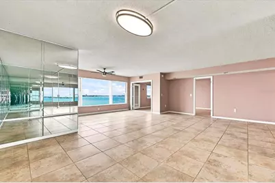 6020 Shore Boulevard S #1002, Gulfport, FL 33707 - Photo 17