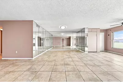 6020 Shore Boulevard S #1002, Gulfport, FL 33707 - Photo 15
