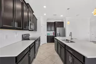 8813 Beth Page Ln, Davenport, FL 33896 - Photo 13