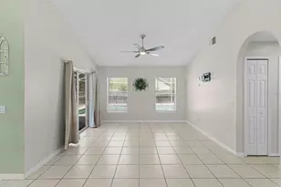 40045 Palm St, Lady Lake, FL 32159 - Photo 5