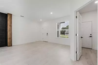 222 Florida Avenue, Dundee, FL 33838 - Photo 9