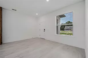 222 Florida Ave, Dundee, FL 33838 - Photo 11