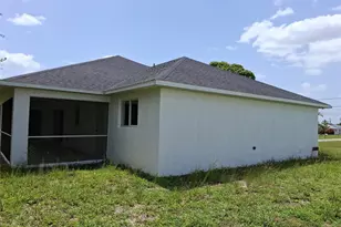 850 SW 15th St, Cape Coral, FL 33991 - Photo 7