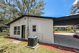 2532 NE 13th Ave, Gainesville, FL 32641 - Photo 21
