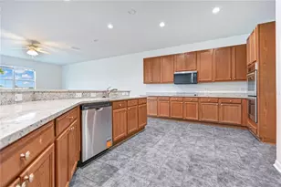 5331 Sandy Shell Dr, Apollo Beach, FL 33572 - Photo 9