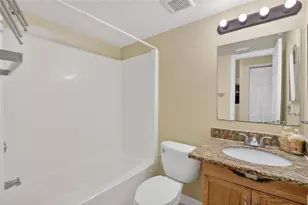 202 Red Maple Pl, Brandon, FL 33510 - Photo 17