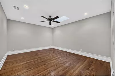 2410 Lake Shore Drive, Orlando, FL 32803 - Photo 27