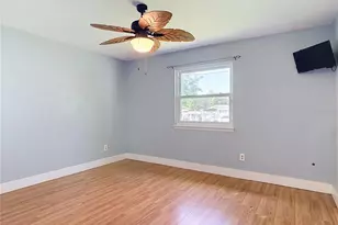 2300 Captain Dr, Deltona, FL 32738 - Photo 13