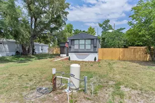 33514 Luana Ct, Leesburg, FL 34788 - Photo 3