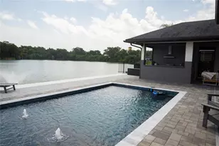 995 Stacy Ln, New Smyrna Beach, FL 32168 - Photo 11