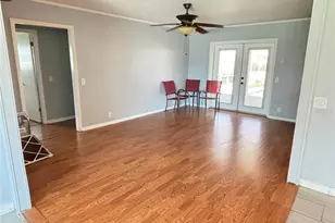 212 Overlook Dr, Winter Haven, FL 33884 - Photo 3