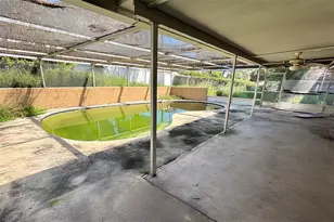 212 Overlook Dr, Winter Haven, FL 33884 - Photo 9