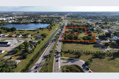 3550 S Grimsley Court, Fort Myers, FL 33916 - Photo 1
