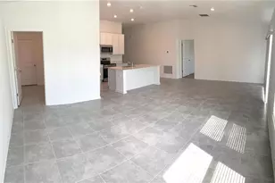 1373 Brentwood Dr, Kissimmee, FL 34746 - Photo 9