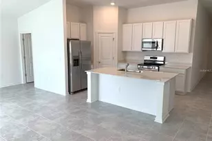 1373 Brentwood Dr, Kissimmee, FL 34746 - Photo 9