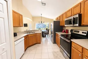 137 Rosso Dr, Davenport, FL 33837 - Photo 3
