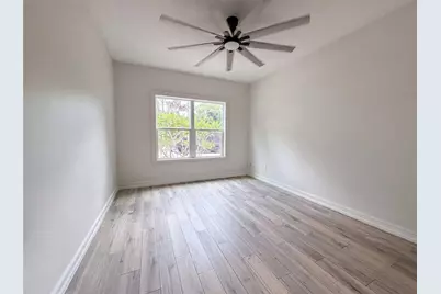 323 W Lambright Street, Tampa, FL 33604 - Photo 7