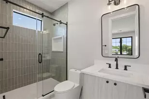 1326 W New Hampshire St, Orlando, FL 32804 - Photo 37