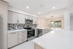 8137 Citrus Chase Dr, Orlando, FL 32836 - Photo 5