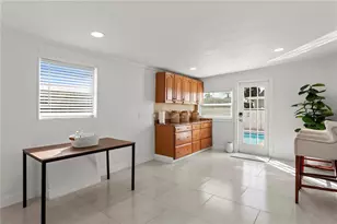 8702 Elmwood Ln, Tampa, FL 33615 - Photo 41