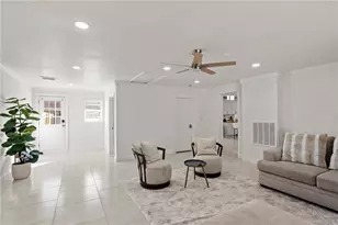 8702 Elmwood Ln, Tampa, FL 33615 - Photo 19