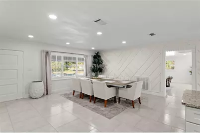 8702 Elmwood Lane, Tampa, FL 33615 - Photo 9