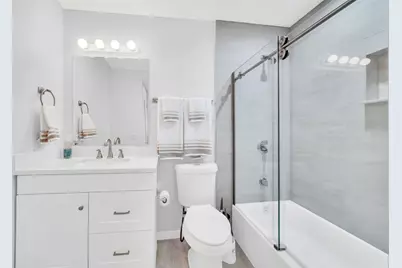 8702 Elmwood Lane, Tampa, FL 33615 - Photo 31