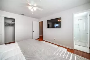 8702 Elmwood Ln, Tampa, FL 33615 - Photo 33
