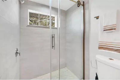 8702 Elmwood Lane, Tampa, FL 33615 - Photo 25