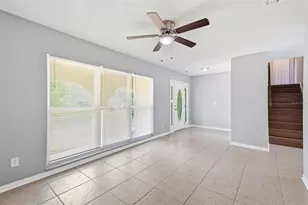 1200 Lake Valrico Ln, Valrico, FL 33594 - Photo 13