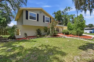 1200 Lake Valrico Ln, Valrico, FL 33594 - Photo 5