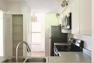 3036 S Semoran Blvd, Orlando, FL 32822 - Photo 5