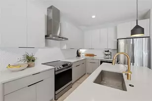 2015 E Kaley Ave, Orlando, FL 32806 - Photo 13