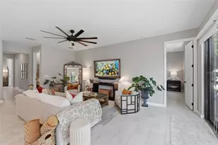 2015 E Kaley Ave, Orlando, FL 32806 - Photo 9